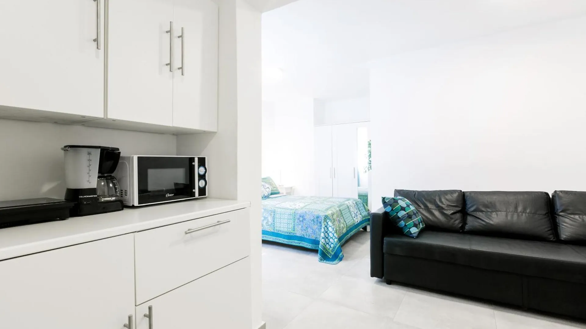 Caribbean Villas And Suites - Playa Los Corales - Wifi, Beach Club Punta Cana