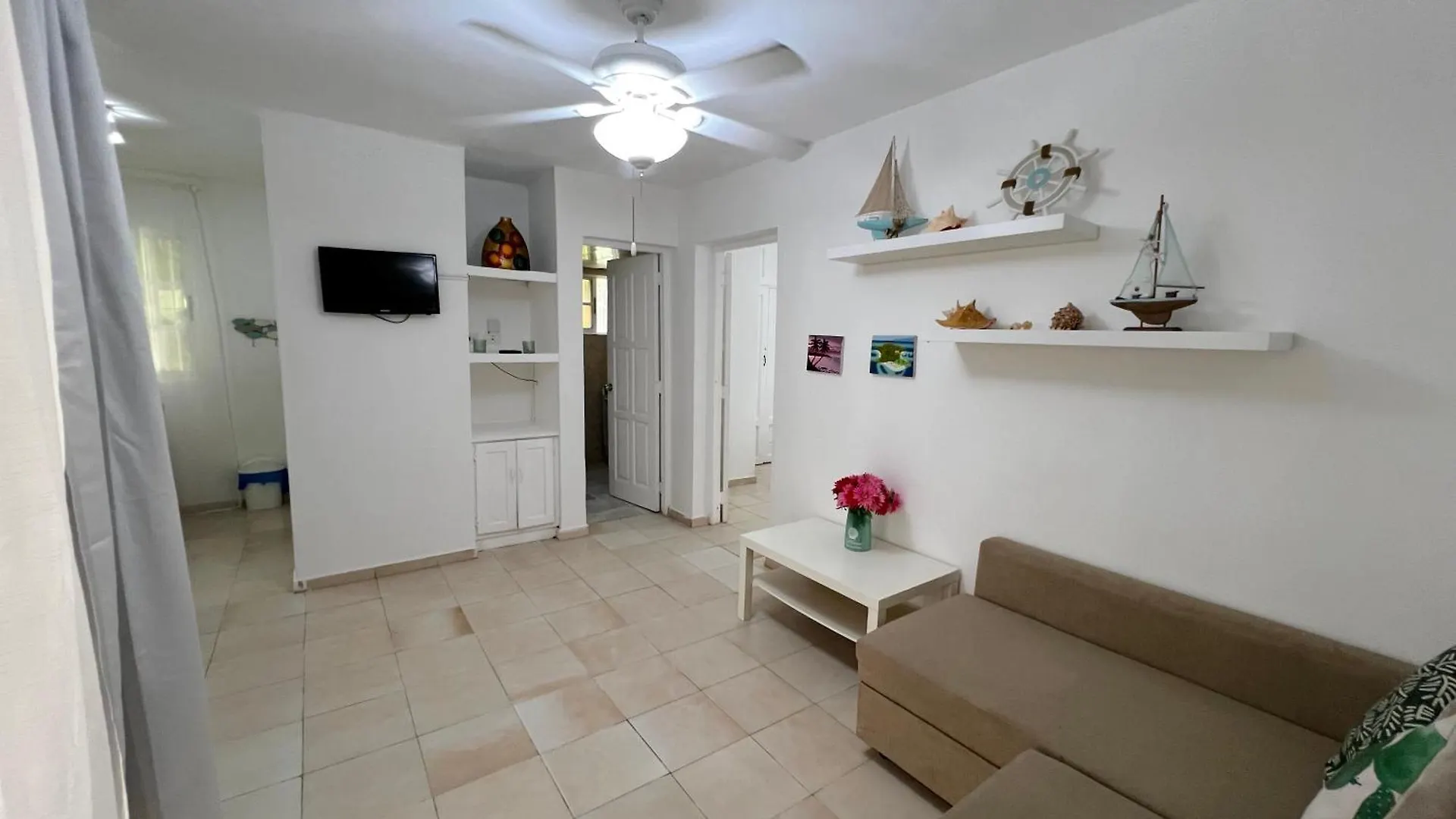 Caribbean Villas And Suites - Playa Los Corales - Wifi, Beach Club 5*, Punta Cana