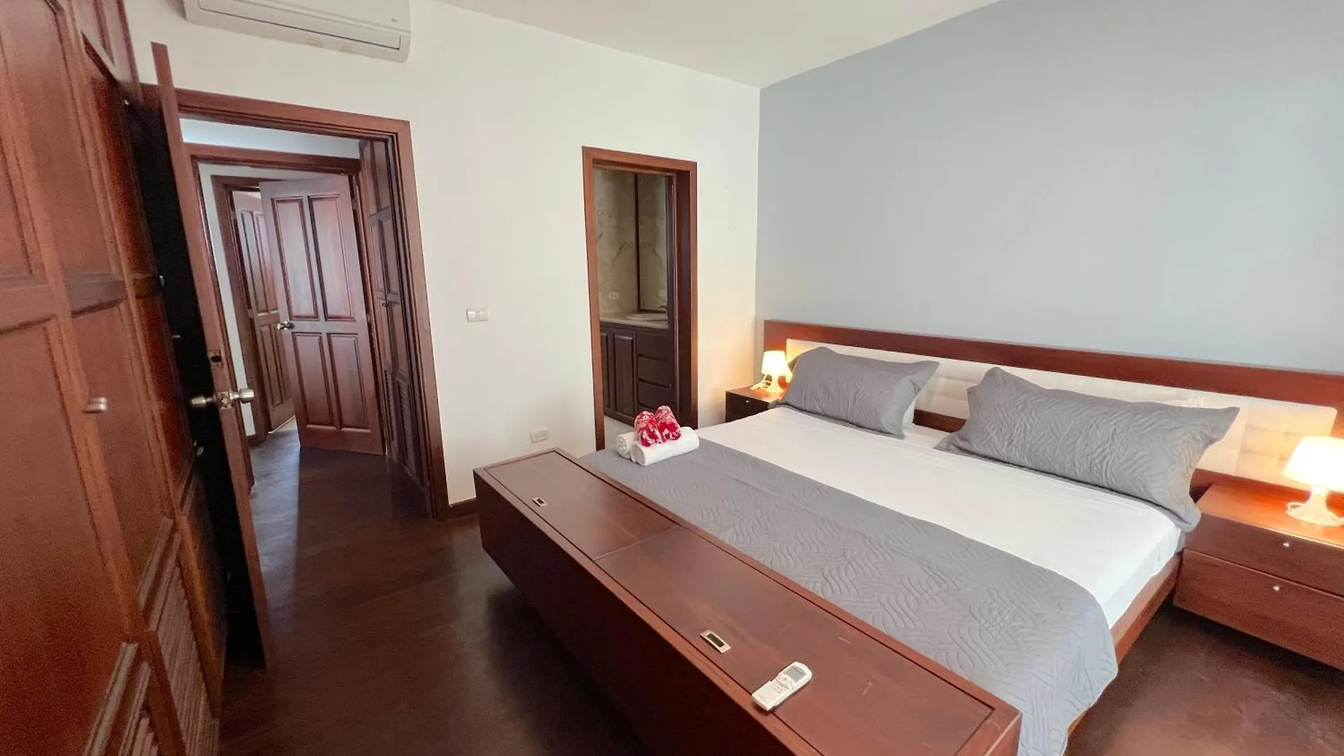 Caribbean Villas And Suites - Playa Los Corales - Wifi, Beach Club Lägenhetshotell Punta Cana