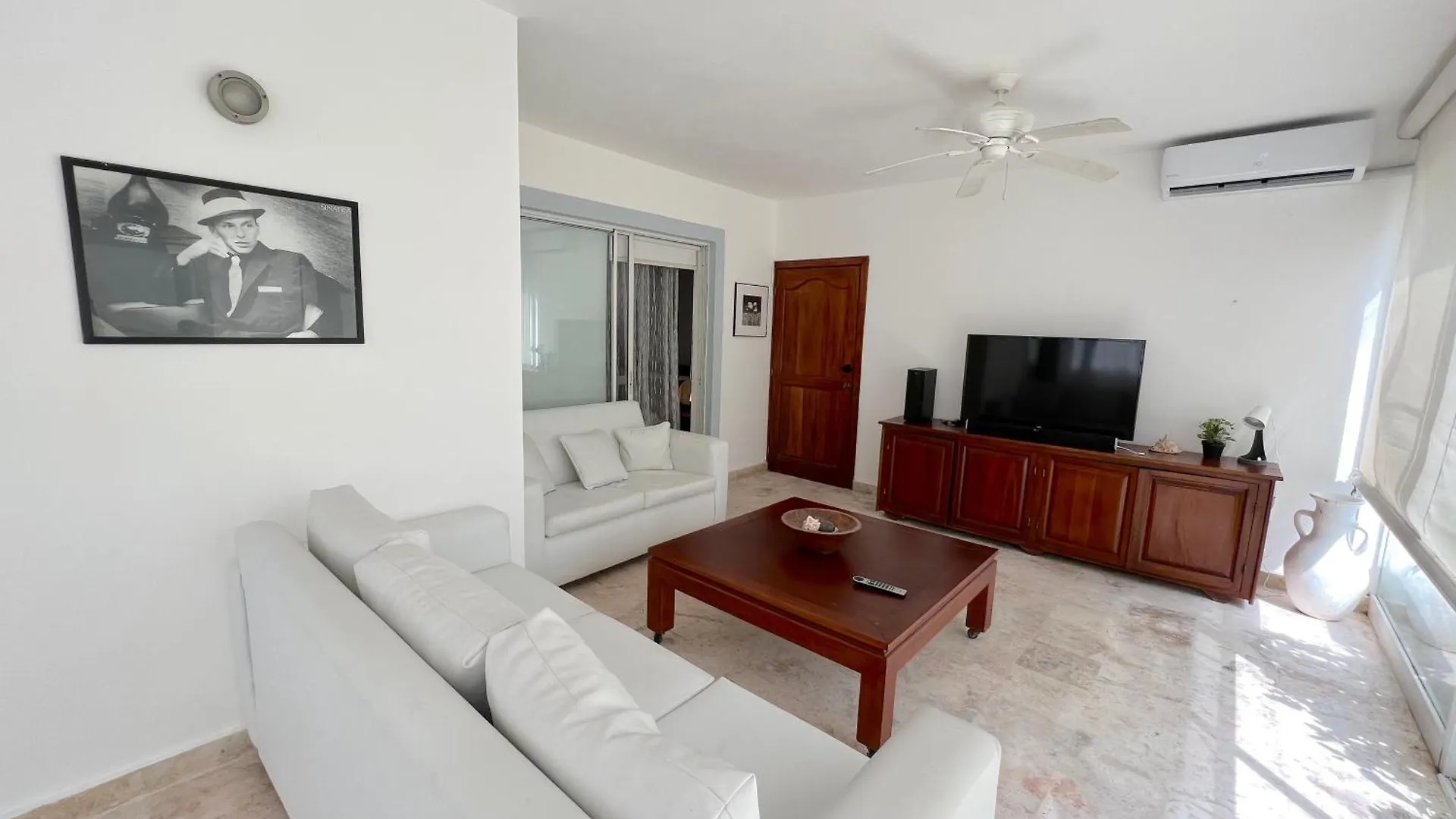 Caribbean Villas And Suites - Playa Los Corales - Wifi, Beach Club 5*, Punta Cana