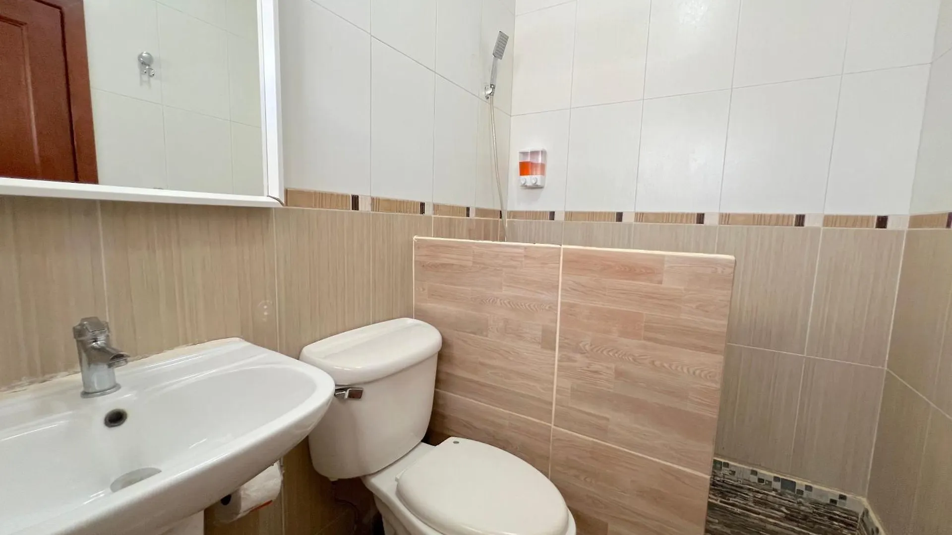 Caribbean Villas And Suites - Playa Los Corales - Wifi, Beach Club Punta Cana